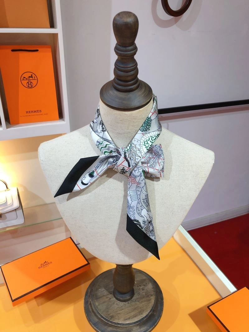 Hermes Silk Seasonal 272822