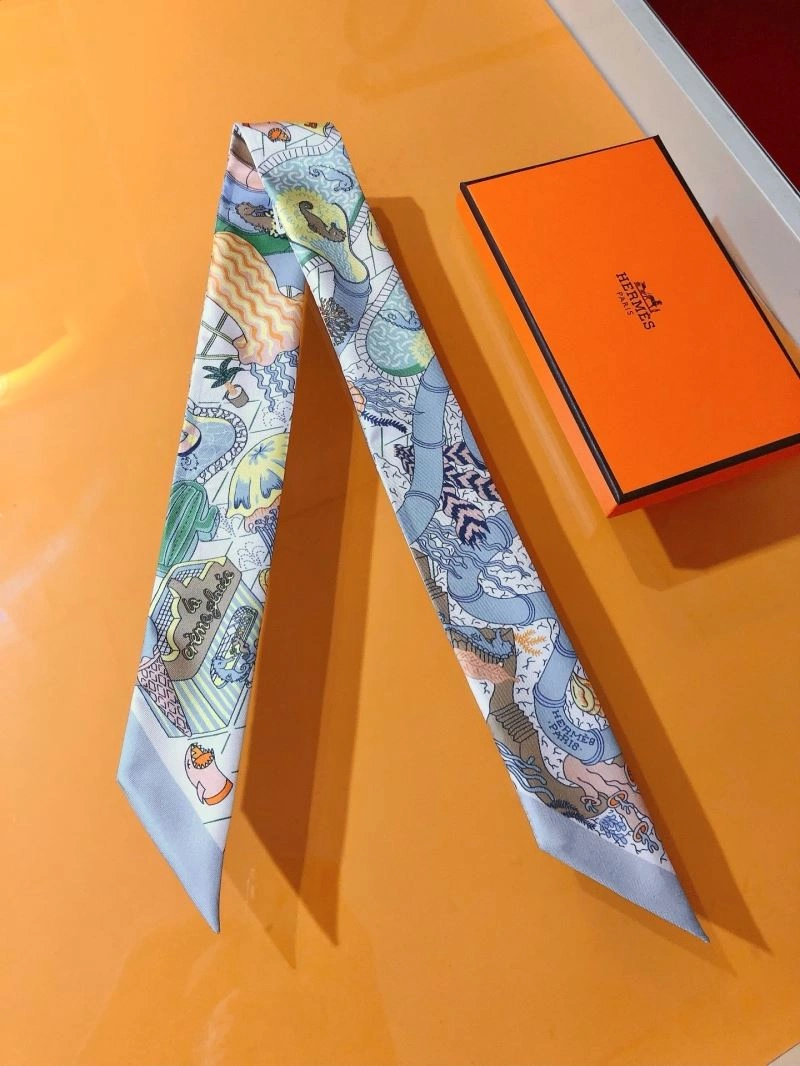 Hermes Silk Compact 272843