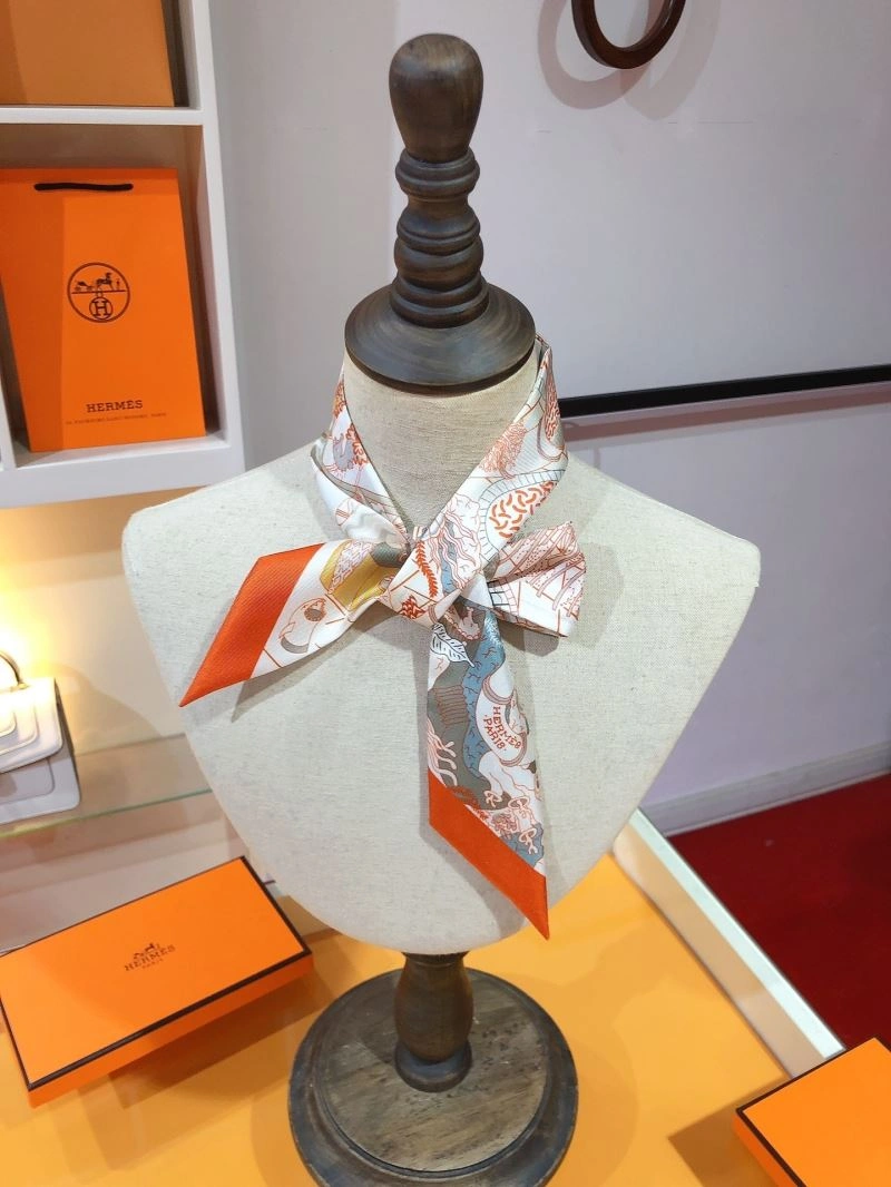 Durable Hermes Silk 272849