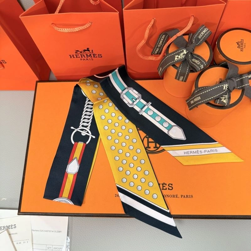 Elegant Hermes Silk 272836