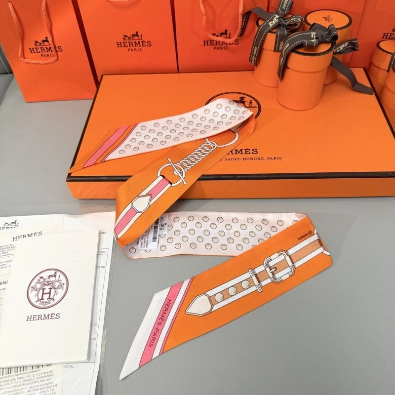 Hermes Silk Compact 272827