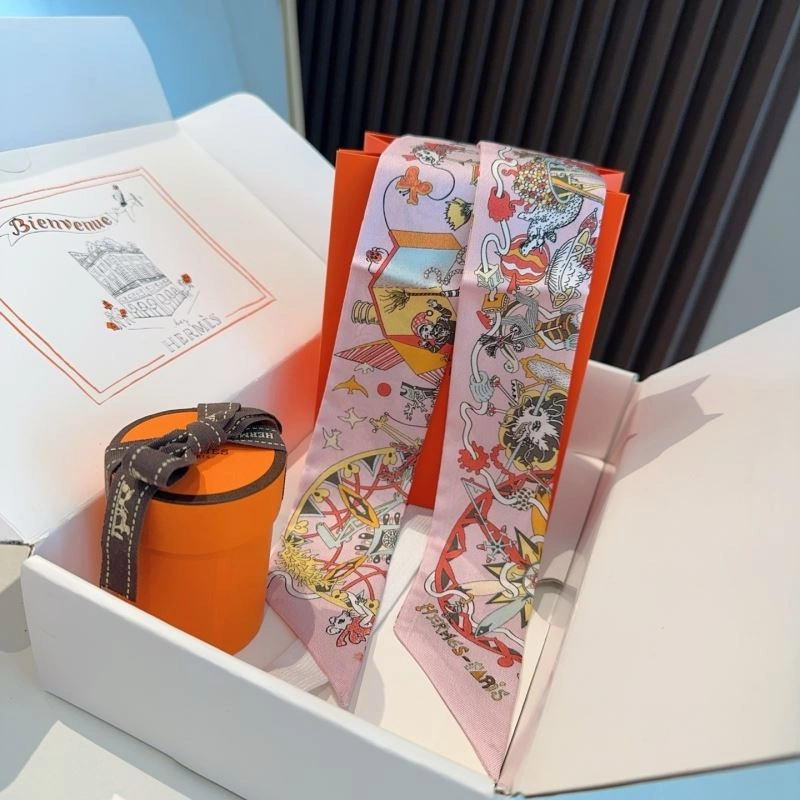 Lightweight Hermes Silk 272800