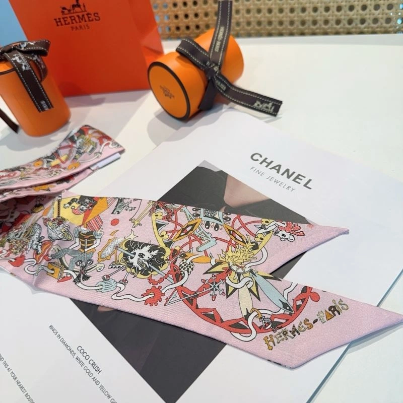 Lightweight Hermes Silk 272800