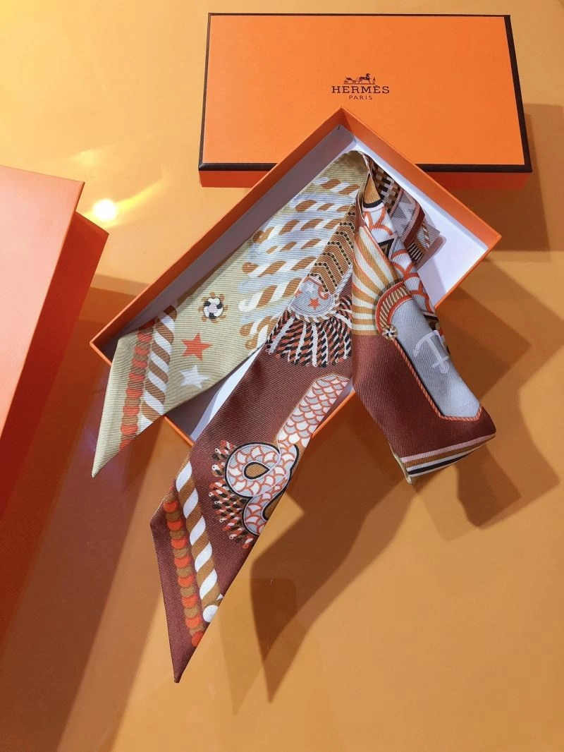 Vibrant Hermes Silk 272778