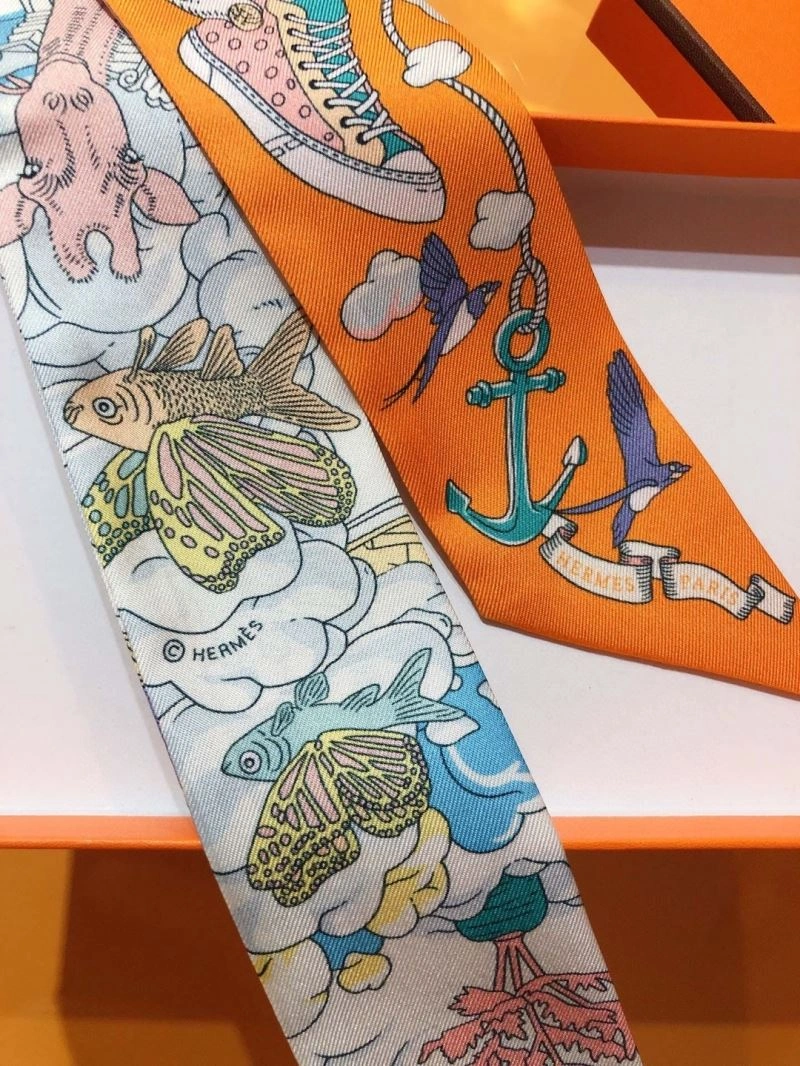 Flexible Hermes Silk 272764