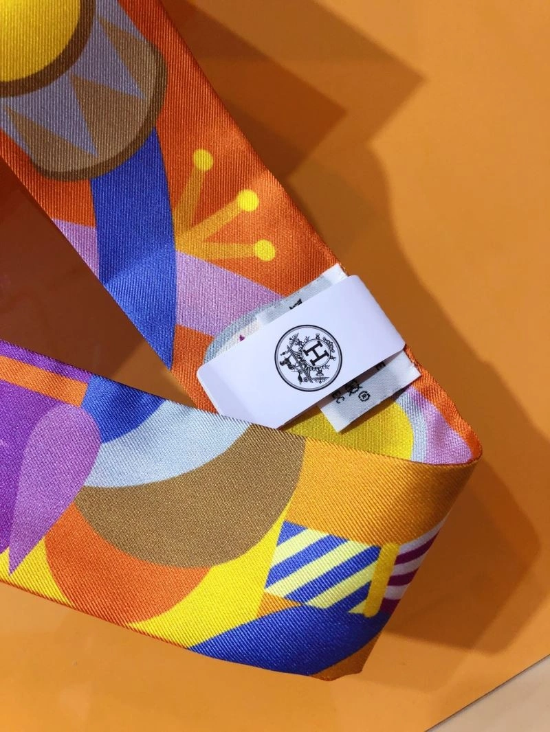 Practical Hermes Silk 272740