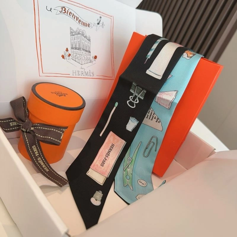 UrbanChic Hermes Silk 272732