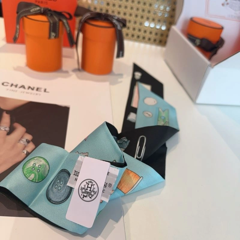 UrbanChic Hermes Silk 272732