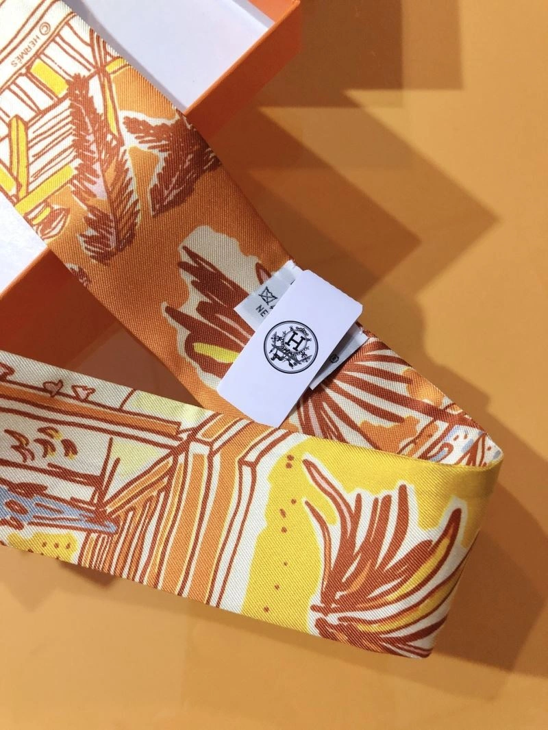 Vibrant Hermes Silk 272713