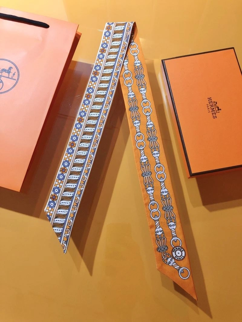 Durable Hermes Silk 272710