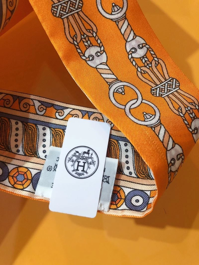 Durable Hermes Silk 272710