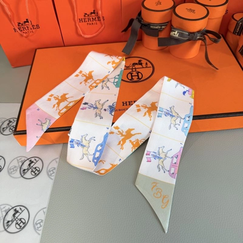 Attractive Hermes Silk 272699