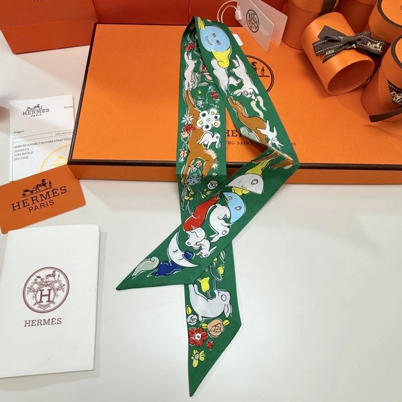 Hermes Silk Versatile 272698