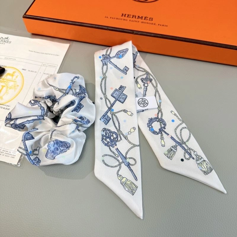 Unisex Hermes Silk 272658