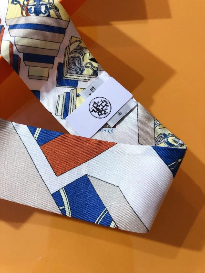 Hermes Silk Modern 272670