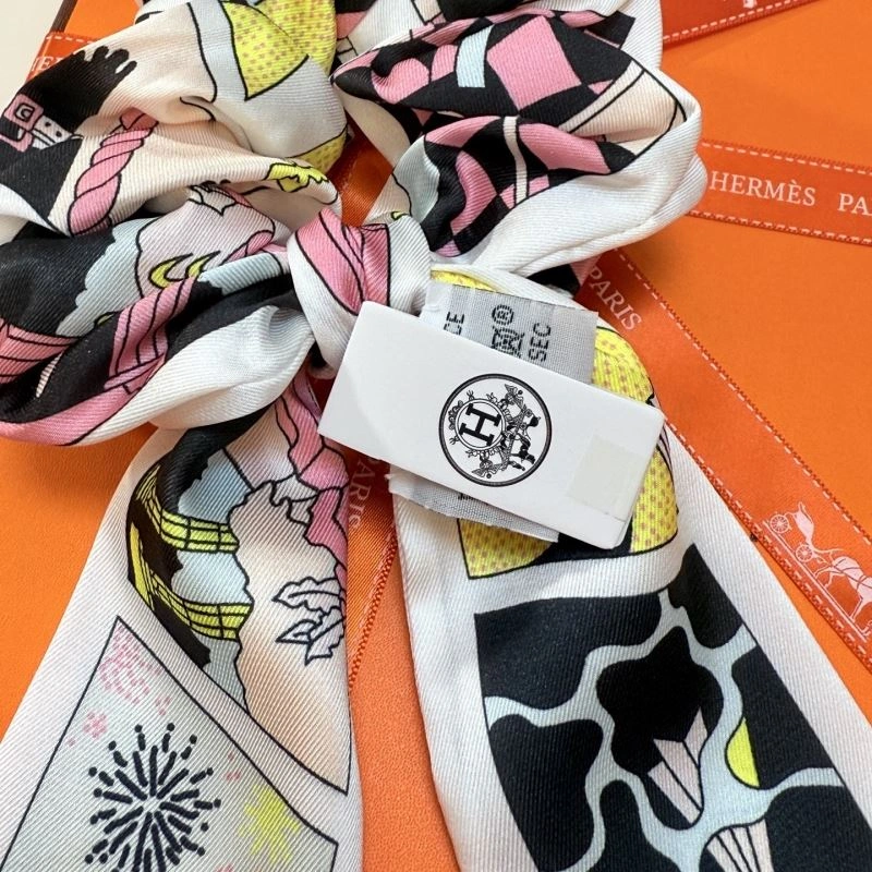 Hermes Silk Compact 272621