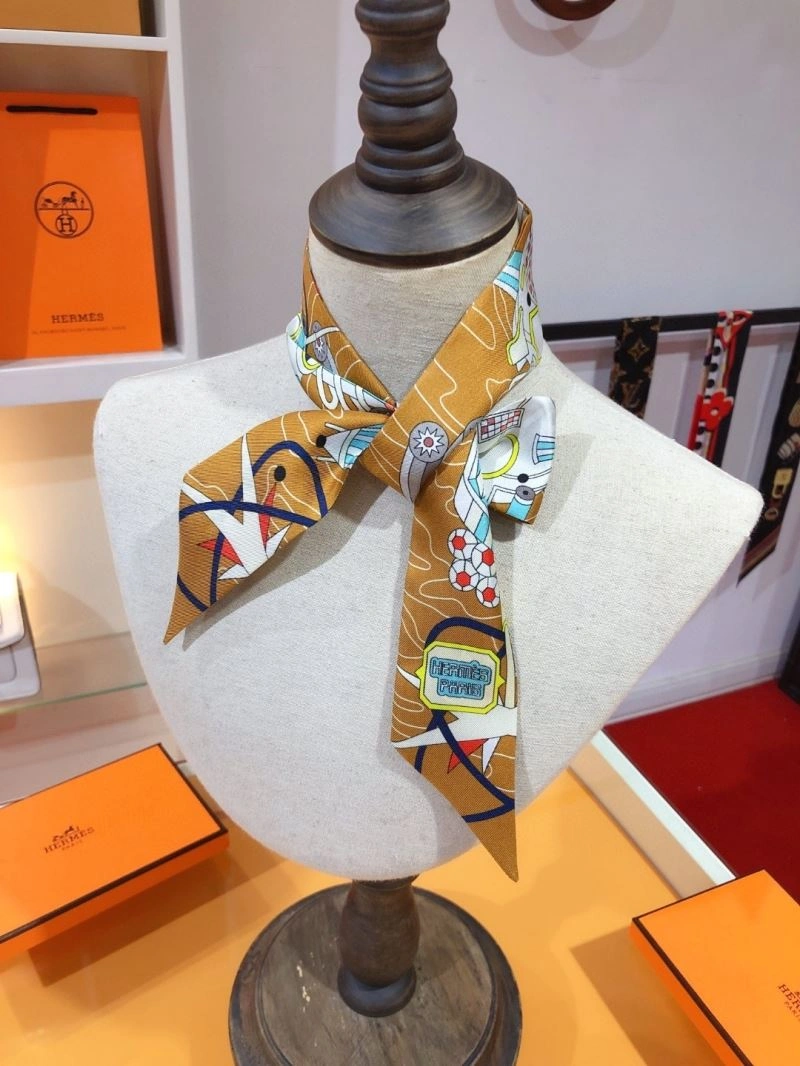 Durable Hermes Silk 272645