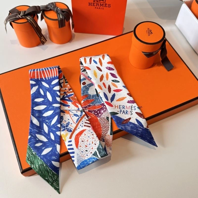 Versatile Hermes Silk 272612