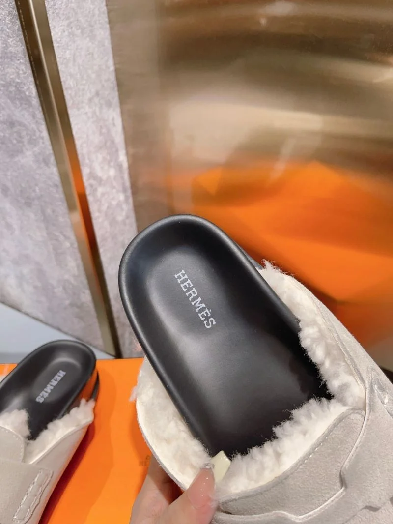 OdorResistant Hermes Slippers 26170