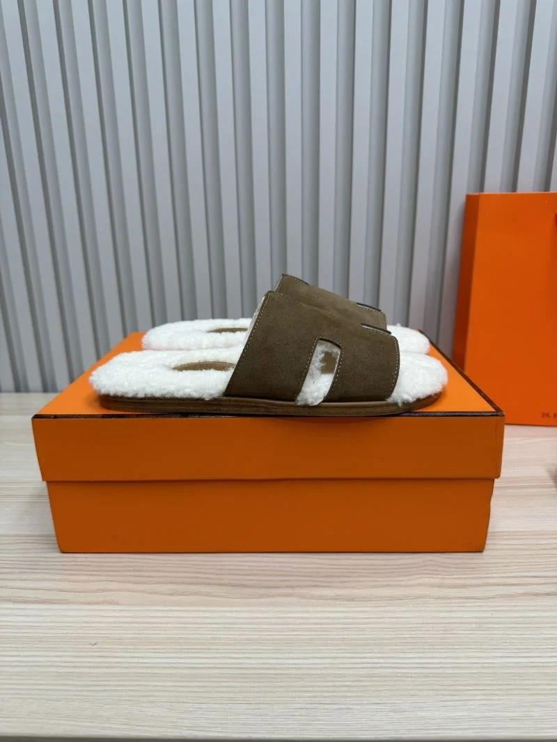 FreshLook Hermes Slippers 26193
