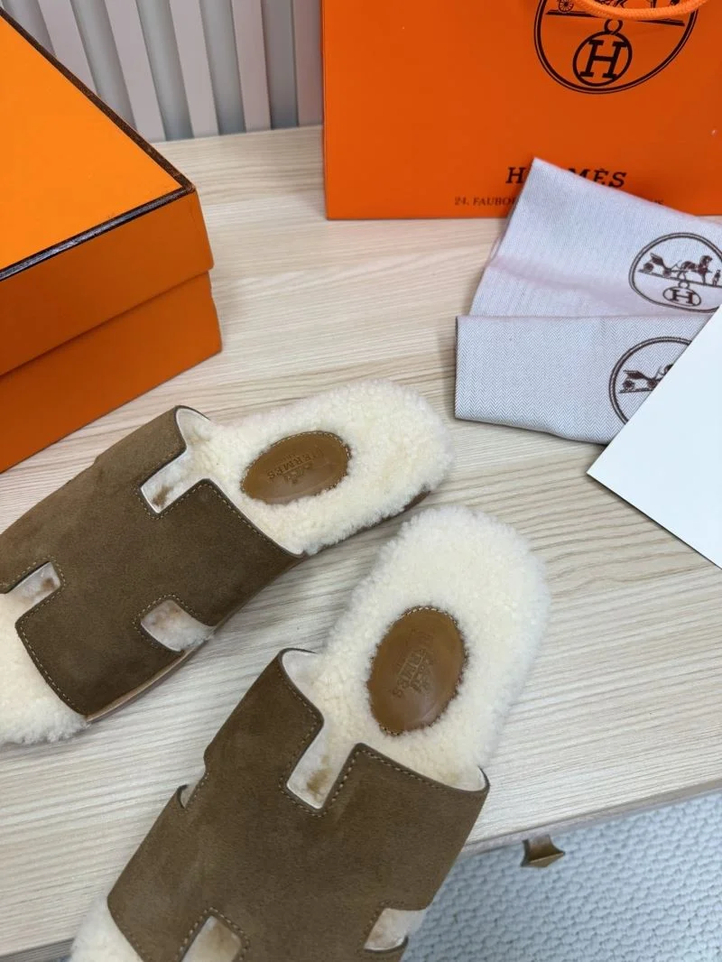 FreshLook Hermes Slippers 26193