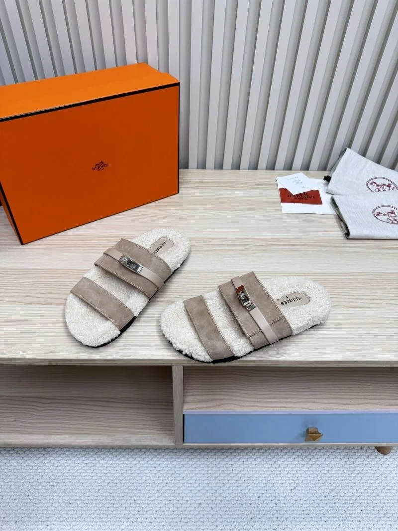 UrbanChic Hermes Slippers 26188
