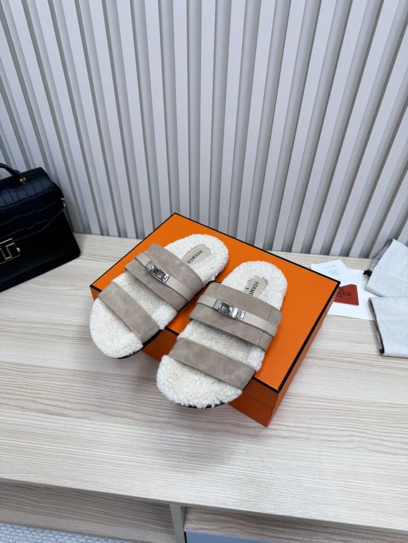 UrbanChic Hermes Slippers 26188