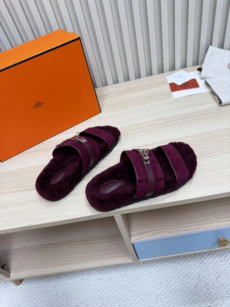 WeatherProof Hermes Slippers 26161