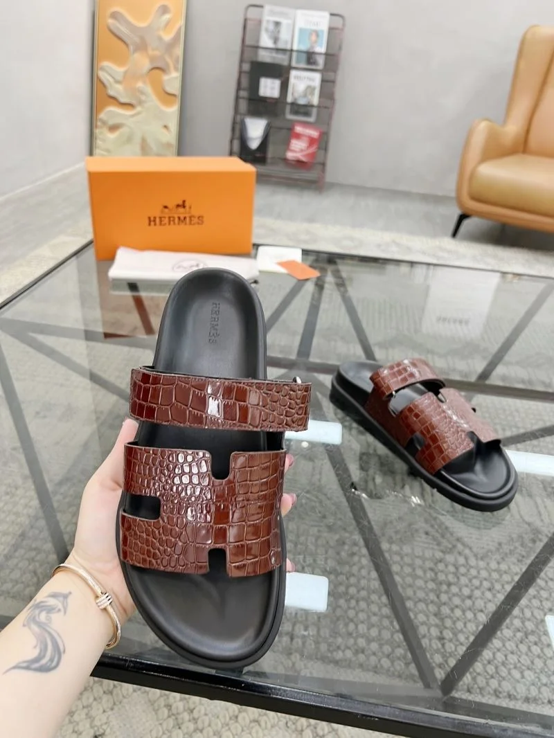 Resilient Hermes Slippers 26120