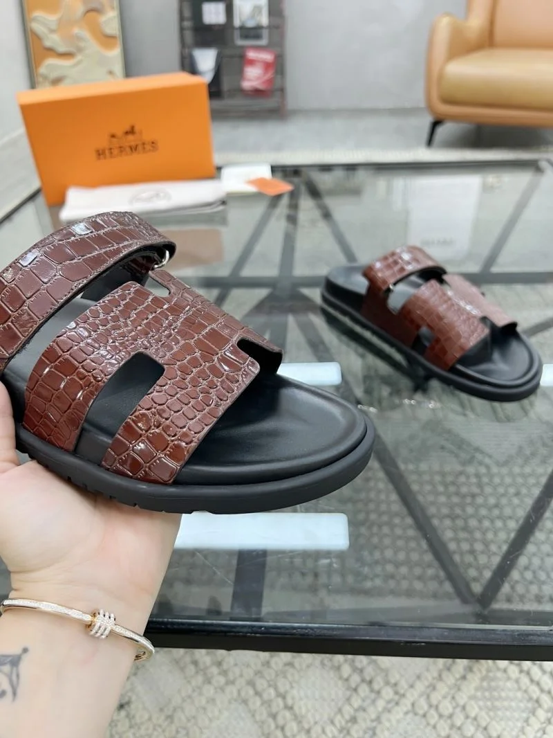 Resilient Hermes Slippers 26120
