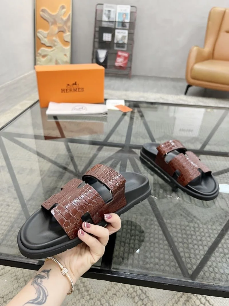 Resilient Hermes Slippers 26120