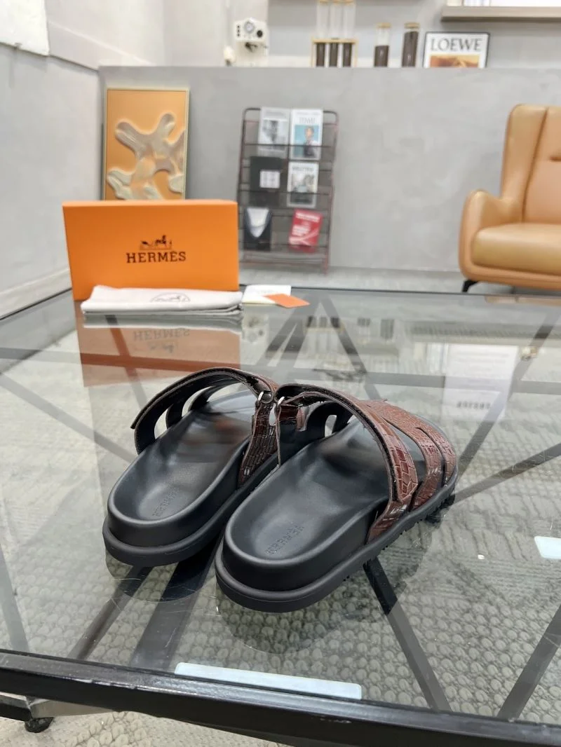 Resilient Hermes Slippers 26120
