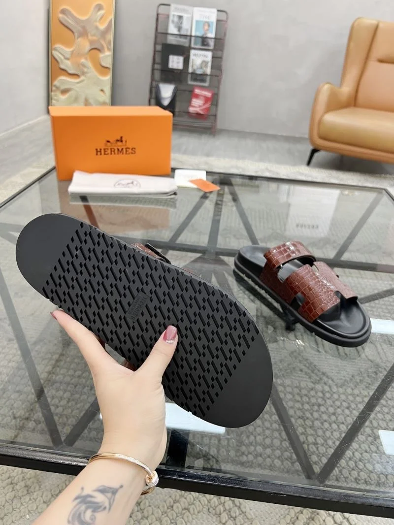 Resilient Hermes Slippers 26120