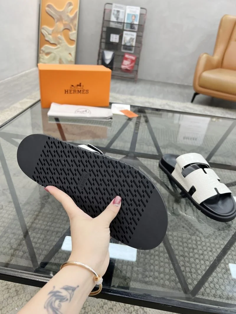 Trendsetting Hermes Slippers 26145