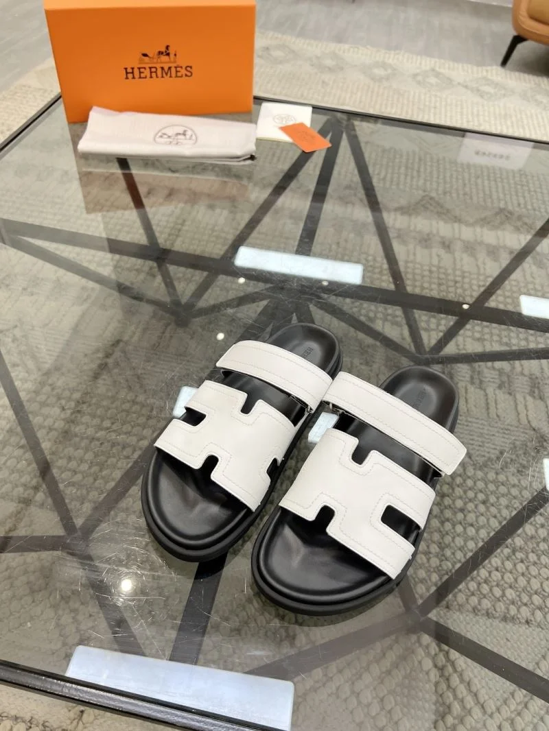 UrbanChic Hermes Slippers 26112
