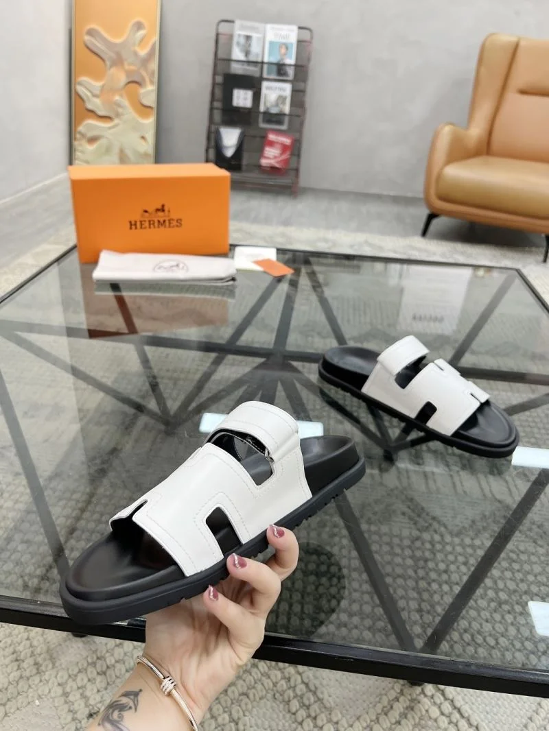UrbanChic Hermes Slippers 26112