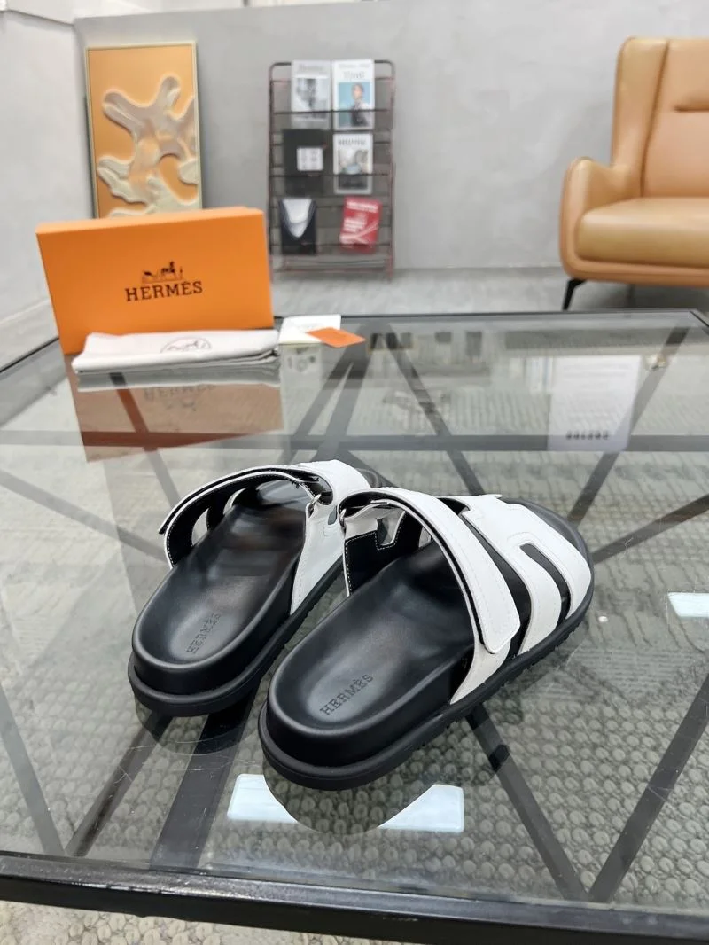 UrbanChic Hermes Slippers 26112