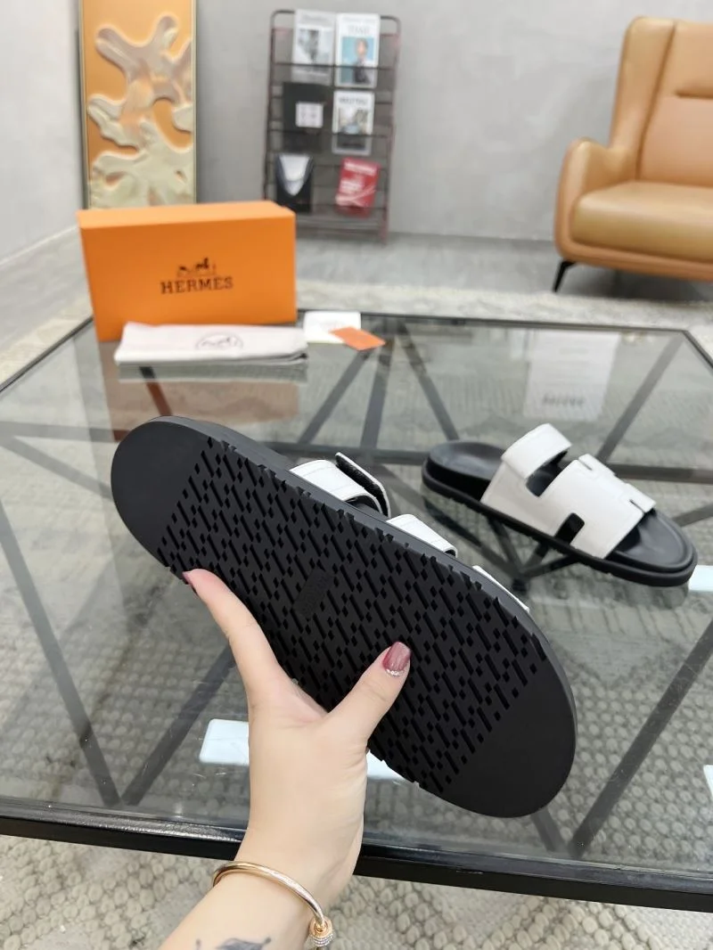 UrbanChic Hermes Slippers 26112