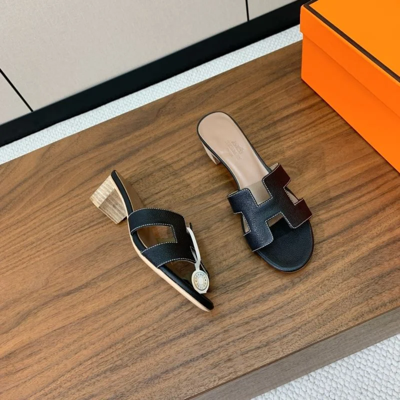 RelaxedFit Hermes Slippers 27502