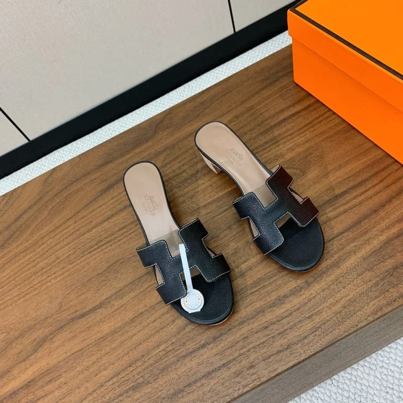 RelaxedFit Hermes Slippers 27502