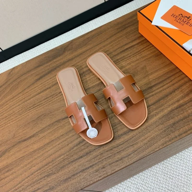 Efficient Hermes Slippers 27483