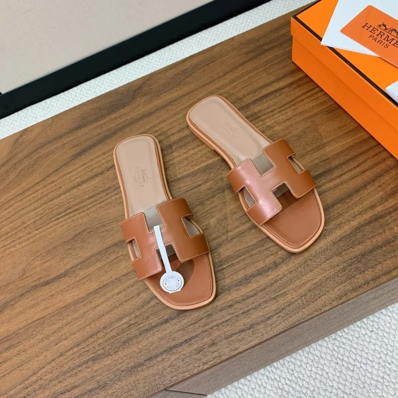 Efficient Hermes Slippers 27483