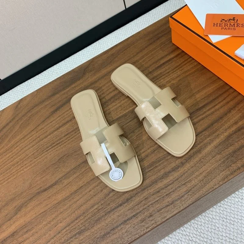 Timeless Hermes Slippers 27489