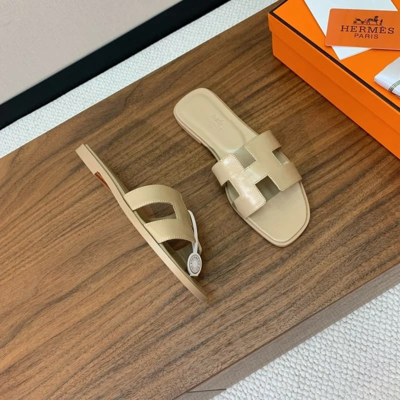 Timeless Hermes Slippers 27489