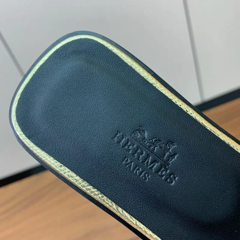 Hermes Slippers Versatile 27474