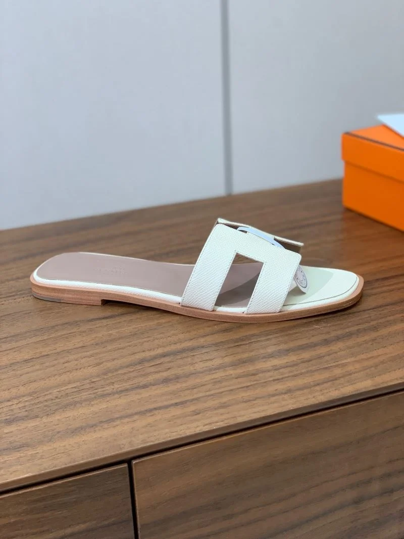 Hermes Slippers Lightweight 27461