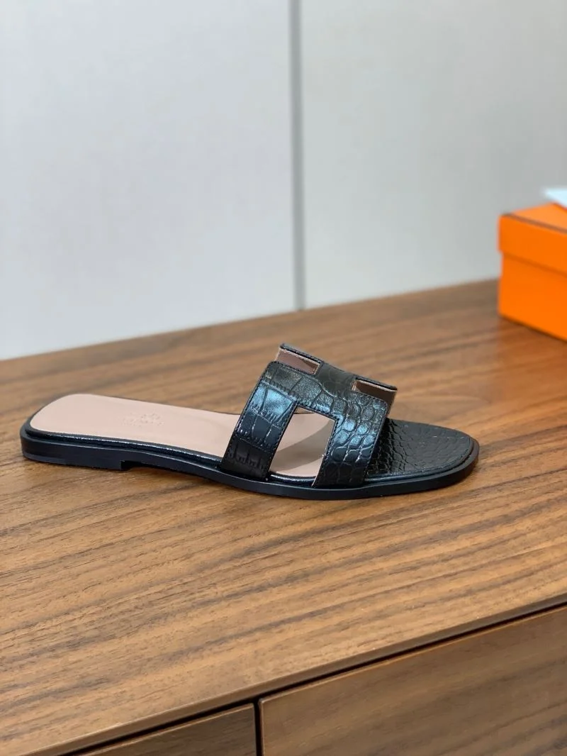 Bold Hermes Slippers 27463