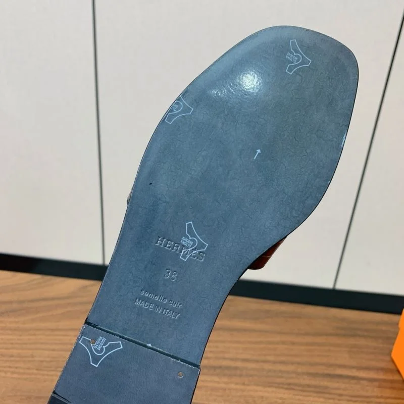 Bold Hermes Slippers 27463