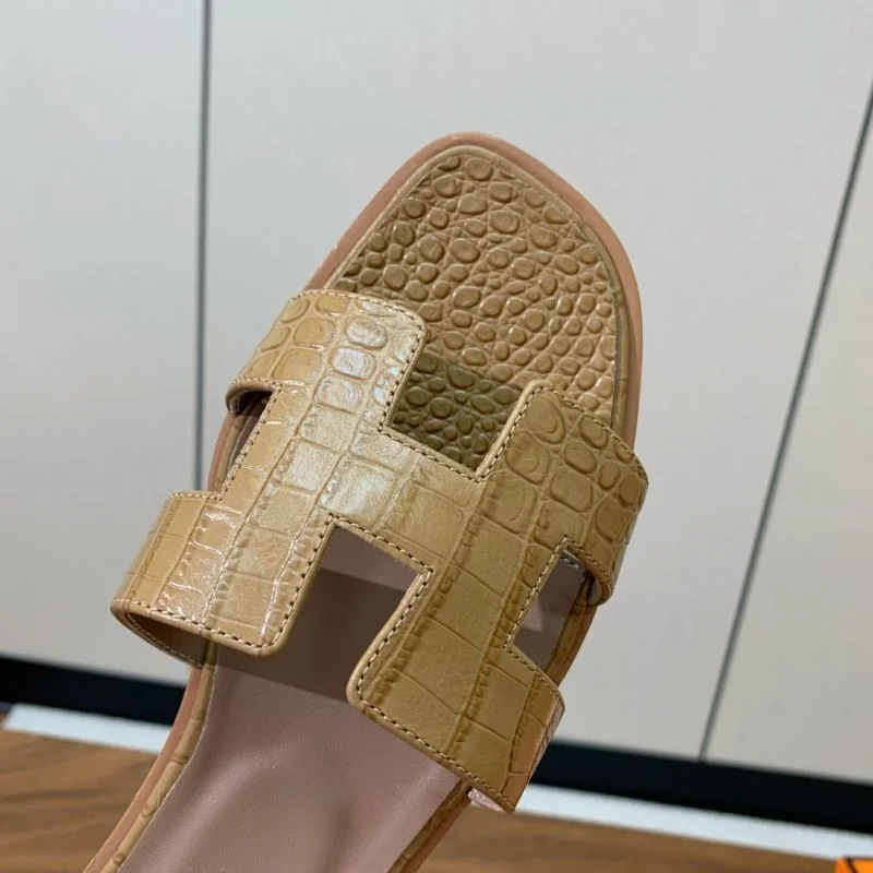 SmoothTexture Hermes Slippers 27457
