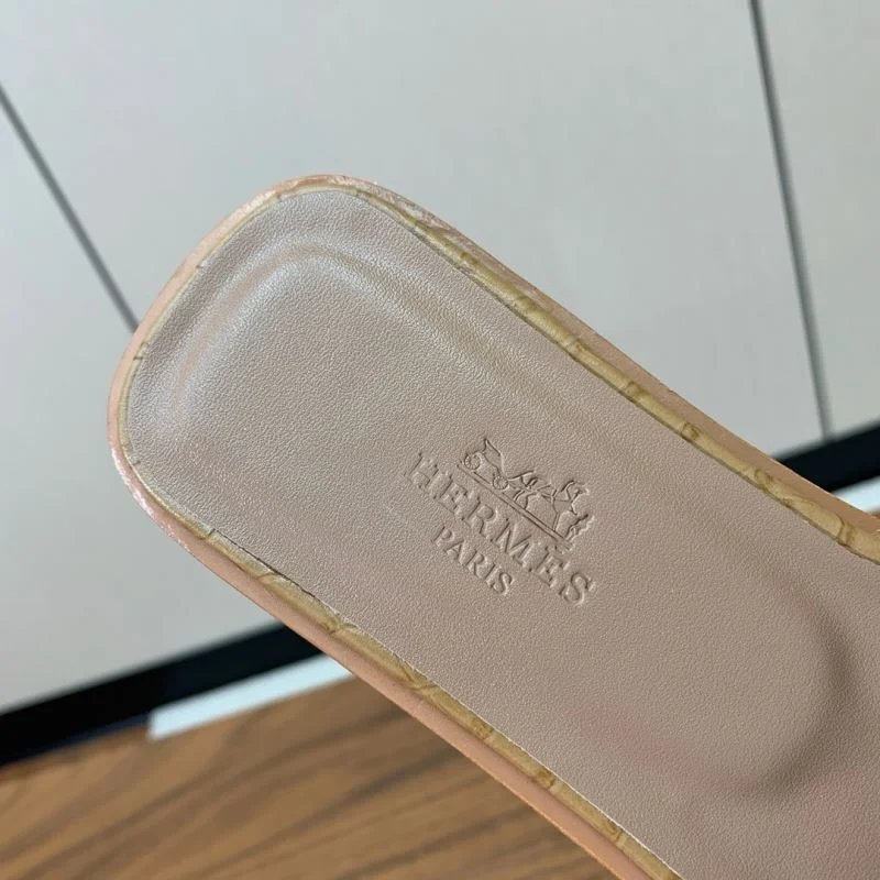 SmoothTexture Hermes Slippers 27457
